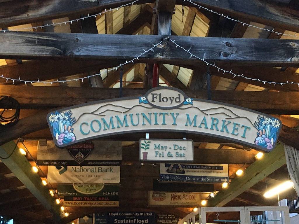 Ganze Wohnung, Cozy Apt. Downtown Floyd; Golden Maple Homestays in Blue Ridge Parkway, Floyd County