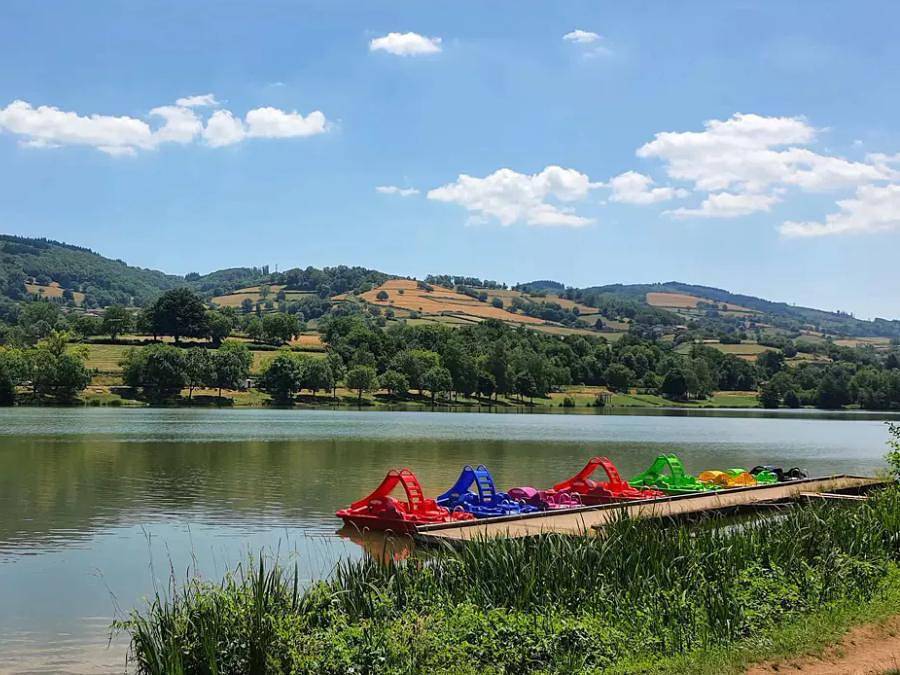 Camping Lac de Saint-Point Lamartine - Mobilheim 6 personen - Mobilheim Premium 35m² - 3 Schlafzimmer - Schlossblick - überdachte Terrasse - Klimaanlage in Mouthe-Lac et Mont d’Or, Doubs