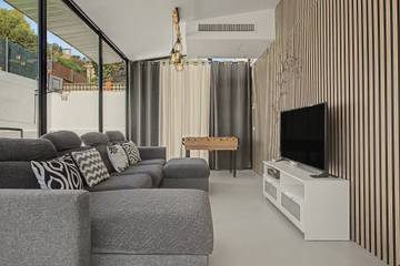 Apartment for 8 People in Corbera de Llobregat, Baix Llobregat, Photo 4