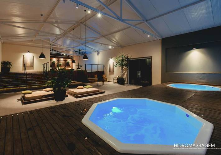Hotel voor 3 personen, met whirlpool en zwembad - 1