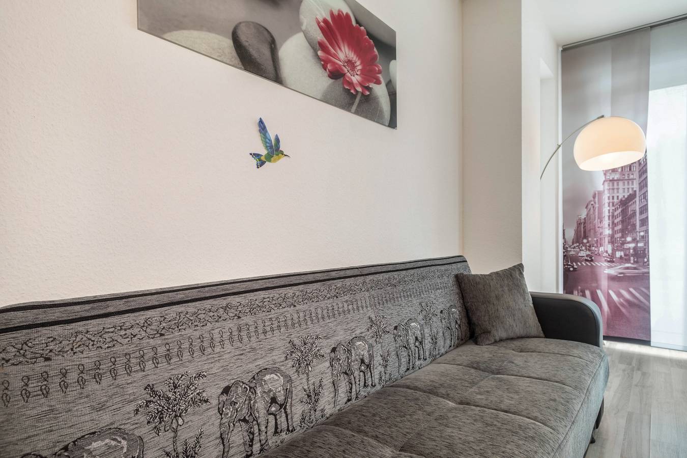 Entire apartment, Familien-Apartment 6 near the shore of Lake Constance with Terrace & Wi-Fi in Meersburg, Region Bodensee-Oberschwaben