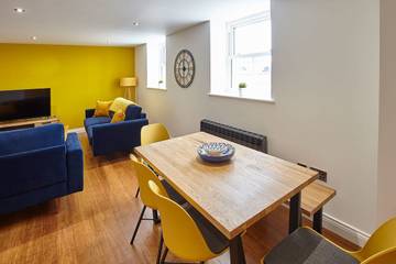 Apartment for 5 People in Whitby, North Yorkshire, Photo 3