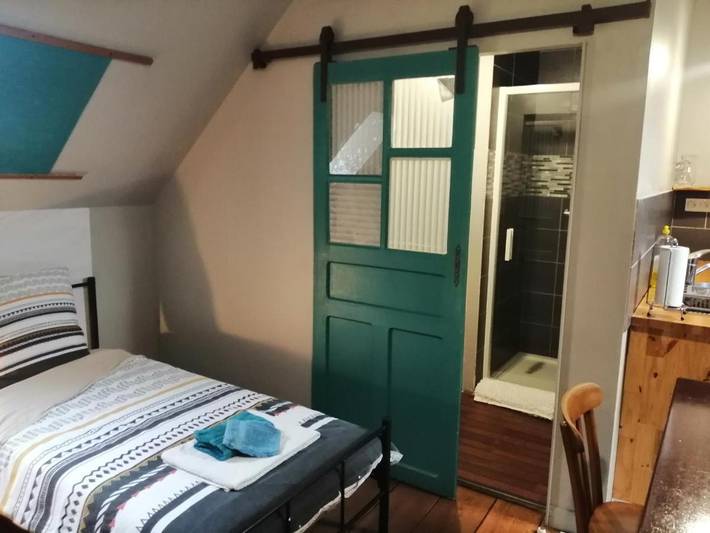 Gîte pour 3 personnes, avec terrasse et jardin à Gommenec'h - 3