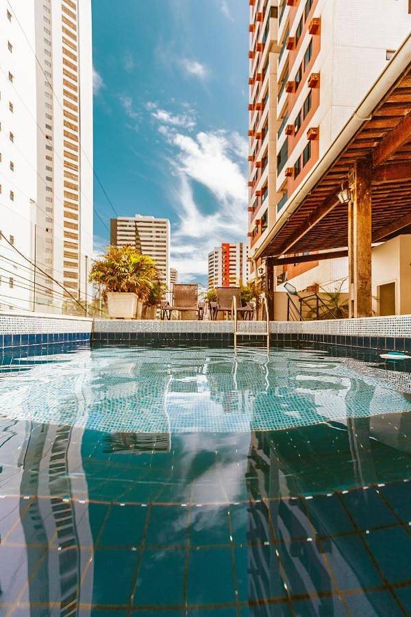 Hotel para 2 pessoas, com jardim e piscina e ainda terraço em Recife