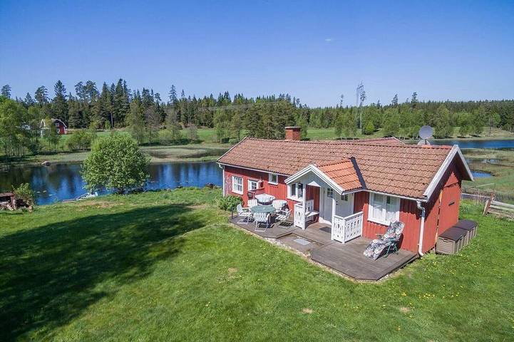 Ferienhaus für 6 Personen, mit Terrasse und Sauna in Tranemo