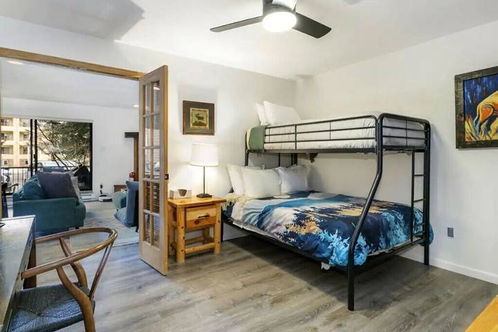 Gîte pour 5 personnes, avec jacuzzi ainsi que terrasse et sauna à Avon - 3