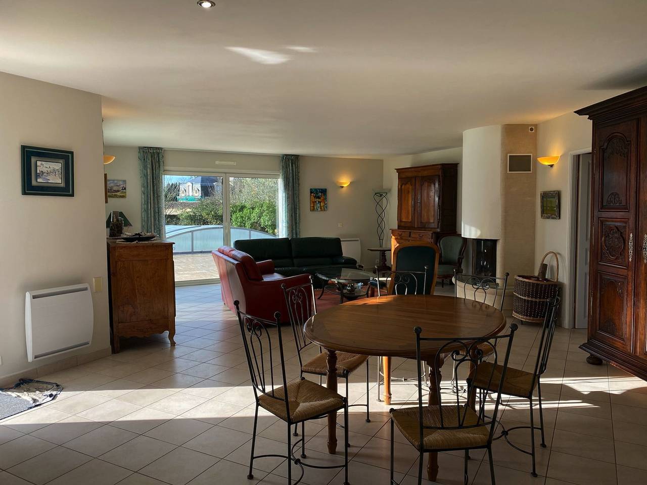 Familienhaus mit privatem Pool und Parkplatz in Angles in Angles, Vendée