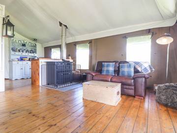 Hut for 6 People in Lamorna, Cornwall, Photo 4