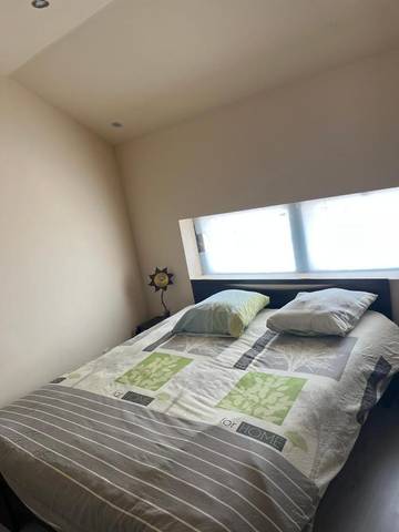 Gîte pour 7 personnes, avec vue et terrasse, animaux acceptés à Pont-Trambouze