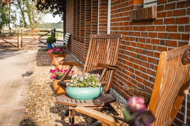 Ferienhaus für 4 Personen, mit Whirlpool und Terrasse sowie Garten und Ausblick in Brake - 4