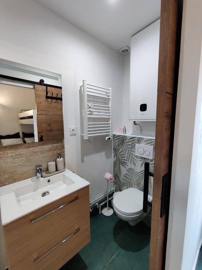 Location de vacances pour 2 personnes, avec piscine ainsi que jardin et vue à Aubagne - 3