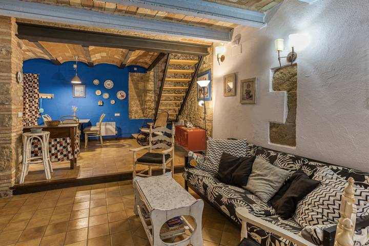 Holiday Home "Blava" with Wi-Fi in Bàscara, Upper Empordà
