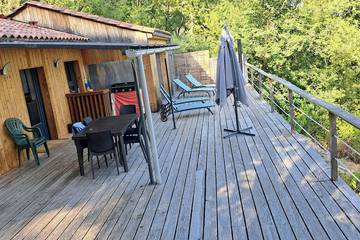 Gîte pour 4 personnes, avec jardin et terrasse à Saint-Vincent-de-Cosse