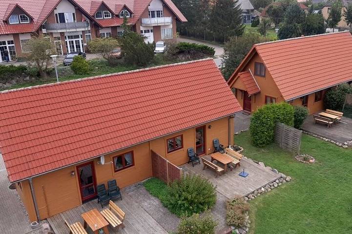 Ferienhaus für 5 Personen, mit Garten und Balkon in Klink