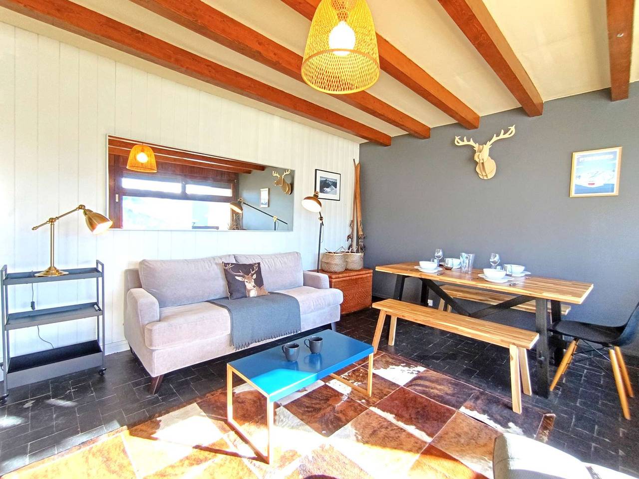 Appartement entier, T2 confortable pour 4 pers avec balcon sud et parking à 1700m d'altitude in Saint-Lary-Soulan, Parc national des Pyrénées