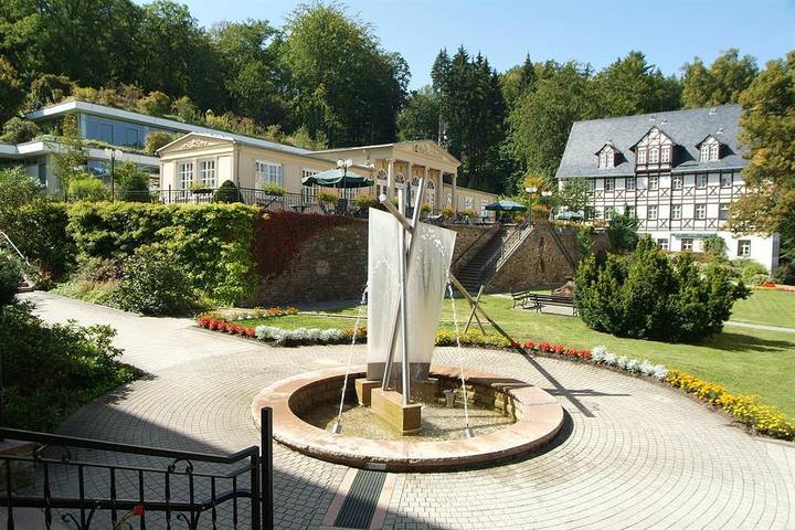 Hotel für 2 Personen, mit Whirlpool und Pool sowie Sauna in Thermalbad Wiesenbad - 2
