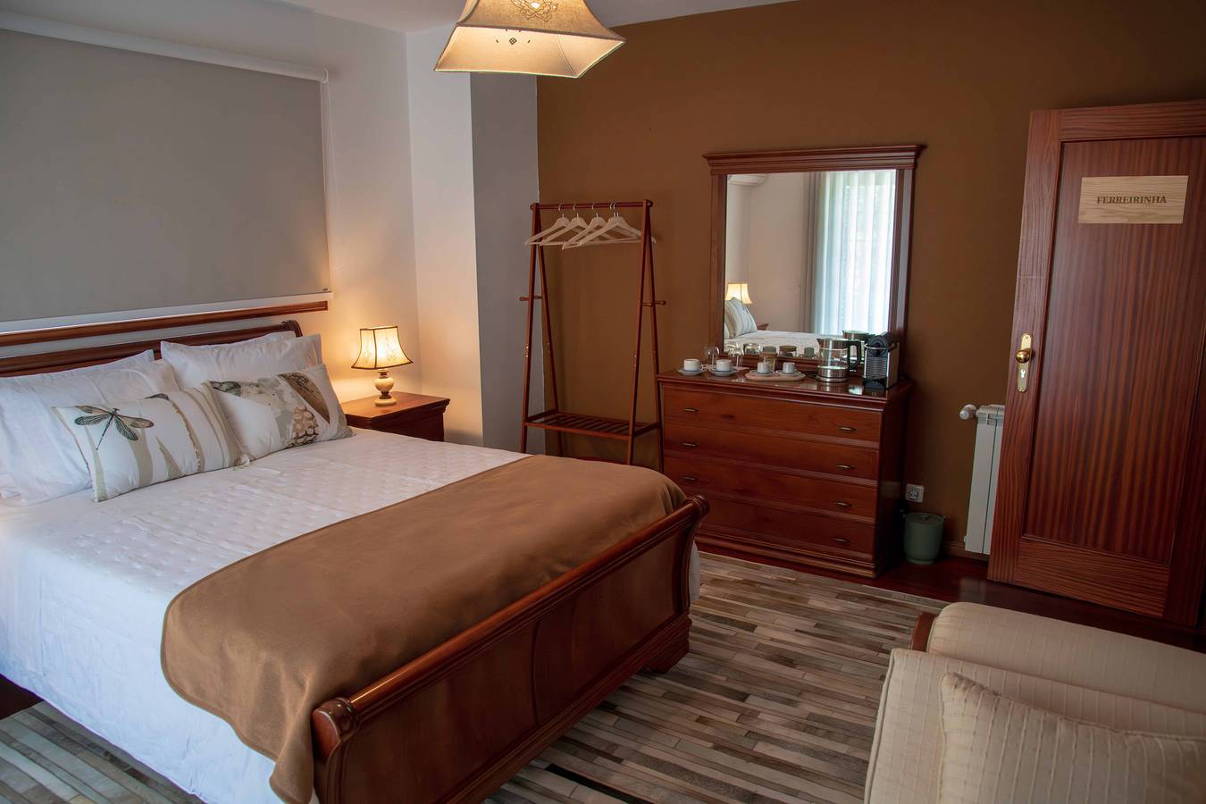 Chambre 'Quarto Ferreirinha' avec vue sur la montagne, Wi-Fi et climatisation in District de Bragança