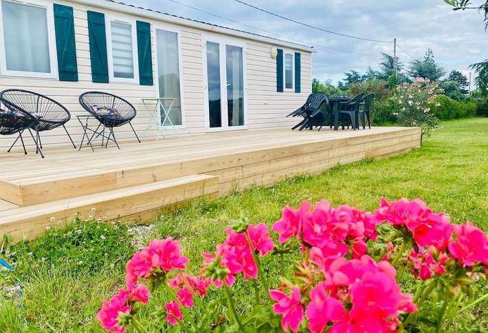 Gîte pour 6 personnes, avec terrasse et jardin dans Messimy