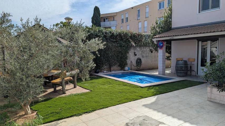 Villa pour 8 personnes, avec piscine et vue ainsi que terrasse et jardin, animaux acceptés à Aubagne - 3