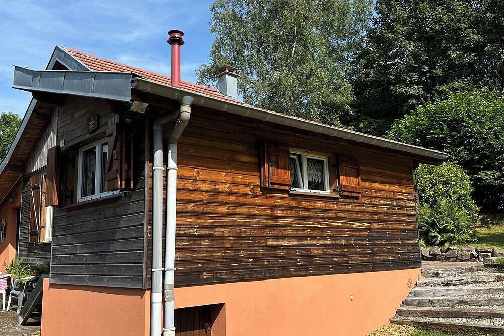 Cosy chalet in a quiet location in Ban-de-Laveline, Regionaler Naturpark Belchen der Vogesen