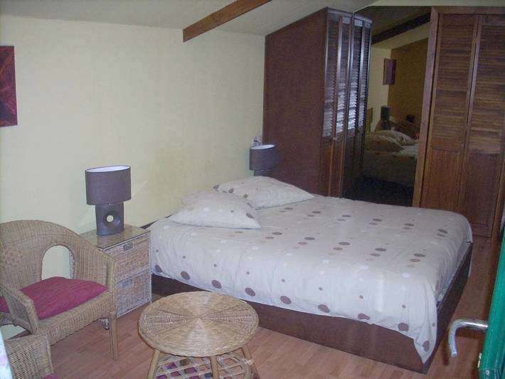 Location de vacances pour 3 personnes, avec jardin ainsi que vue et terrasse à Braine-l'Alleud - 2