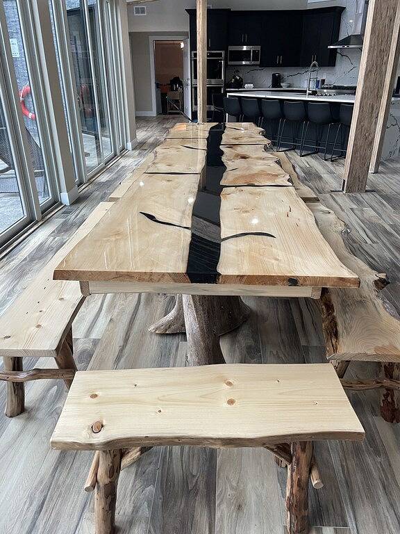 Luxury House private pool & Indoor Basketball court/Movie theater in Hidden Valley, Pennsylvania