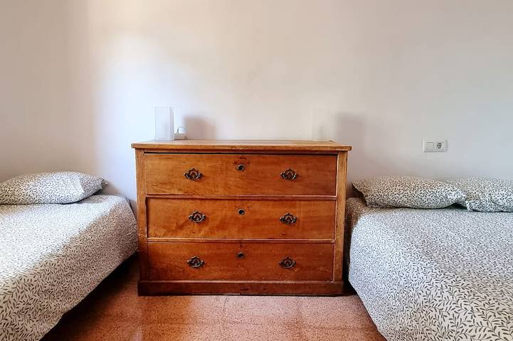 Peaceful and relaxing rustic house with a spacious garden surrounded by trees. in Beniarbeig, Costa Blanca
