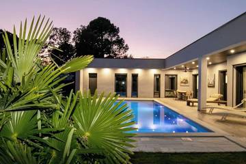 Cottage pour 6 personnes, avec jardin dans Office De Tourisme De Sainte Lucie De Porto Vecchio