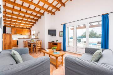Villa in Alaior Gemeinde, Menorcas Küste für 8 