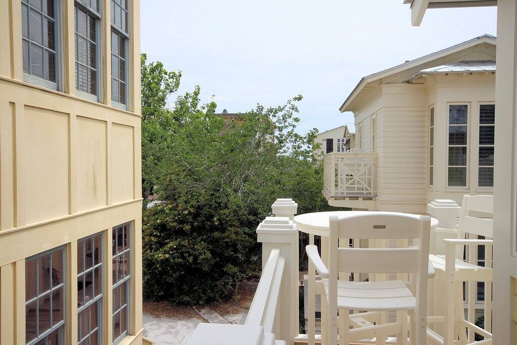 Seaside \"How Sweet\" | 1 Br | King! | Steps away to Seaside Square and Beach! in Seaside, Seagrove Beach