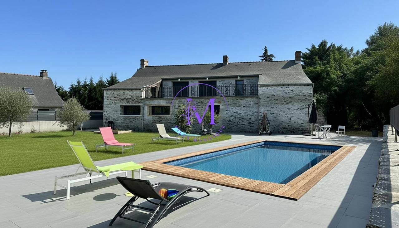 Villa with Private Pool in Les Ponts-de-Cé, Région d'Angers