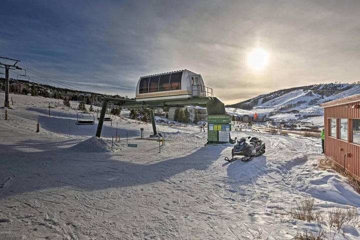 Camping para 5 personas, con terraza además de vistas y piscina en Colorado