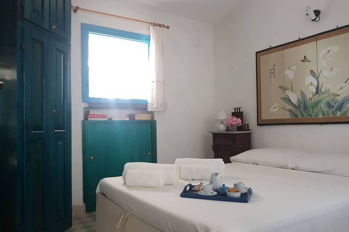 Beachfront villa, right On Sand! in Spiaggia Sa Mattanosa (Orosei), Orosei