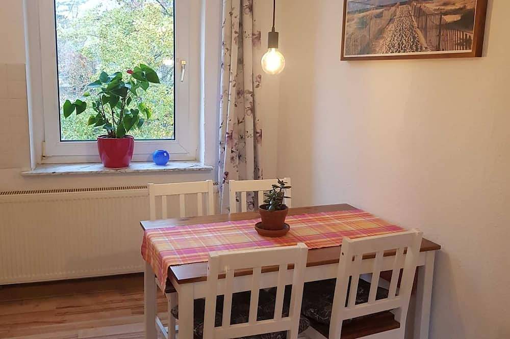 Ganze Wohnung, Ferienwohnung am Stadtpark_Mohnblume - Ferienwohnungen am Stadtpark in Wittenberg, Wittenberg (Landekris)