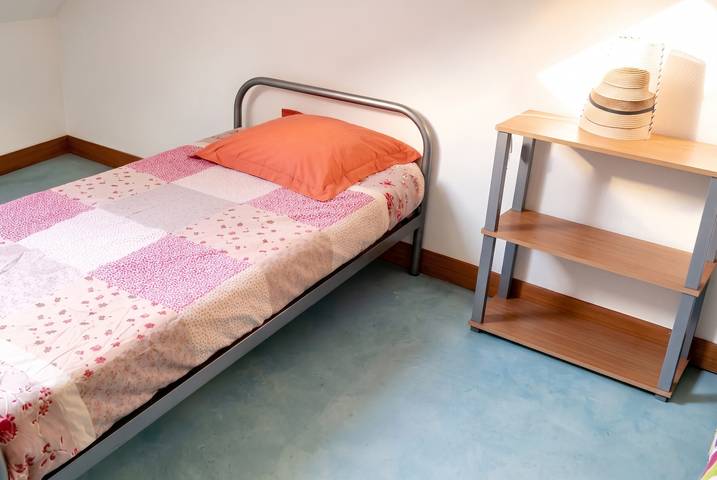 Appartement entier, Appartement confortable à Mesnay - 70 m² - Balcon privé in Mesnay, Jura Francais