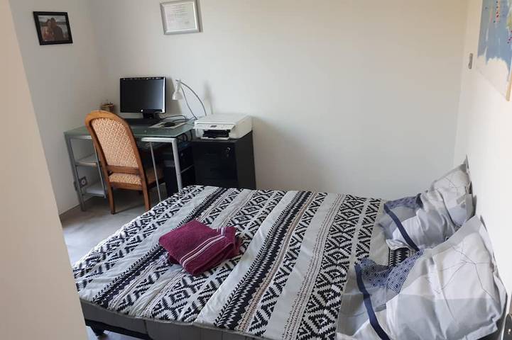 Location de vacances pour 6 personnes, avec terrasse et jardin à Blauzac - 4