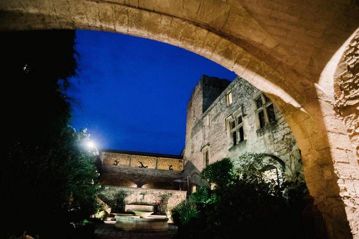 Gîte pour 4 personnes, avec terrasse ainsi que piscine et jardin à Saint-Maximin (Nimes) - 4