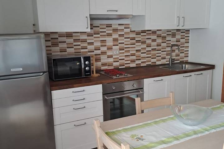 Gîte pour 4 personnes, avec balcon/terrasse à Porto Torres - 2