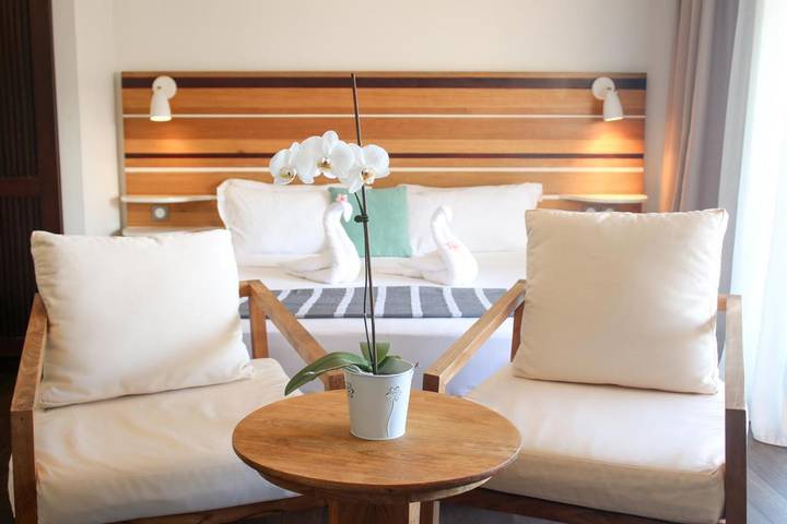 Hôtel pour 2 personnes, avec terrasse et piscine, animaux acceptés dans la Ravine Blanche - 2