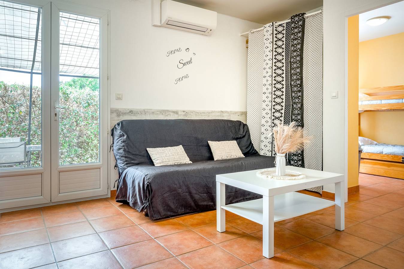 Ferienhaus „Gîte Le Micocoulier“ mit Gemeinschaftspool, Wlan und Klimaanlage in Saint-Christol-lès-Alès, Alès und Umgebung