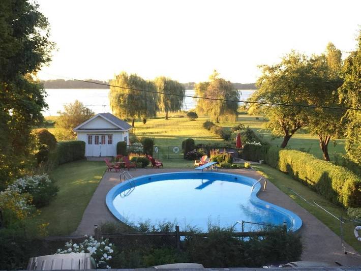 Location de vacances pour 2 personnes, avec jardin ainsi que piscine et vue dans Trois-Rivières (Canada) - 2
