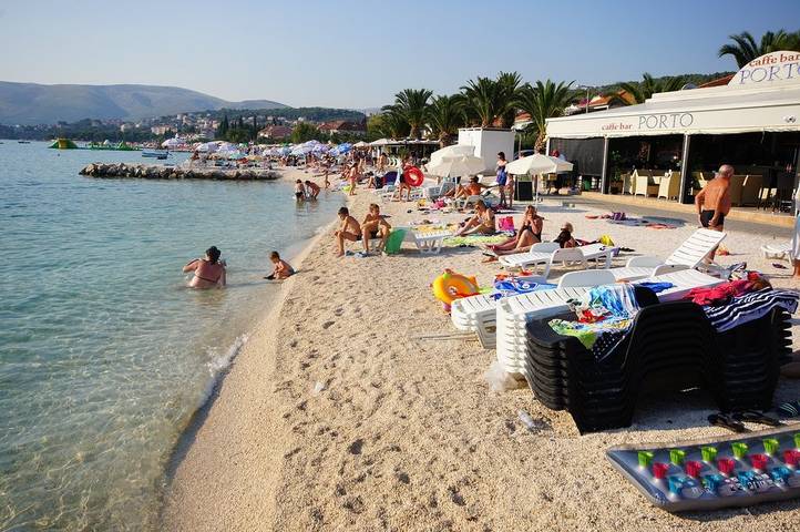 Gîte pour 6 personnes, avec terrasse à Trogir - 3