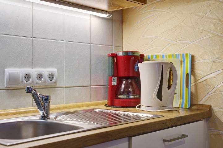 Entire apartment, Apartment 'Drewitzer See, 40qm' with Private Terrace, Shared Garden and Wi-Fi in Malchin, Kummerower See