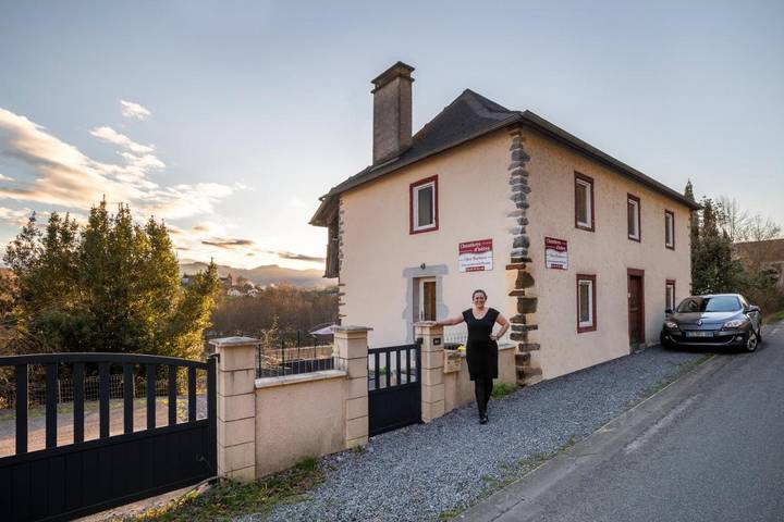 Chambre d’hôte pour 2 personnes, avec Balcon ainsi que Terrasse et Jardin à Tardets-Sorholus