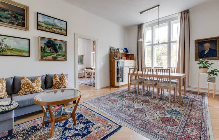 Ferienwohnung für 6 Personen, mit Ausblick in Josefstadt