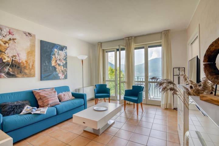Ferienwohnung für 6 Personen, mit Balkon und Kinderpool sowie Seeblick am Luganersee - 2
