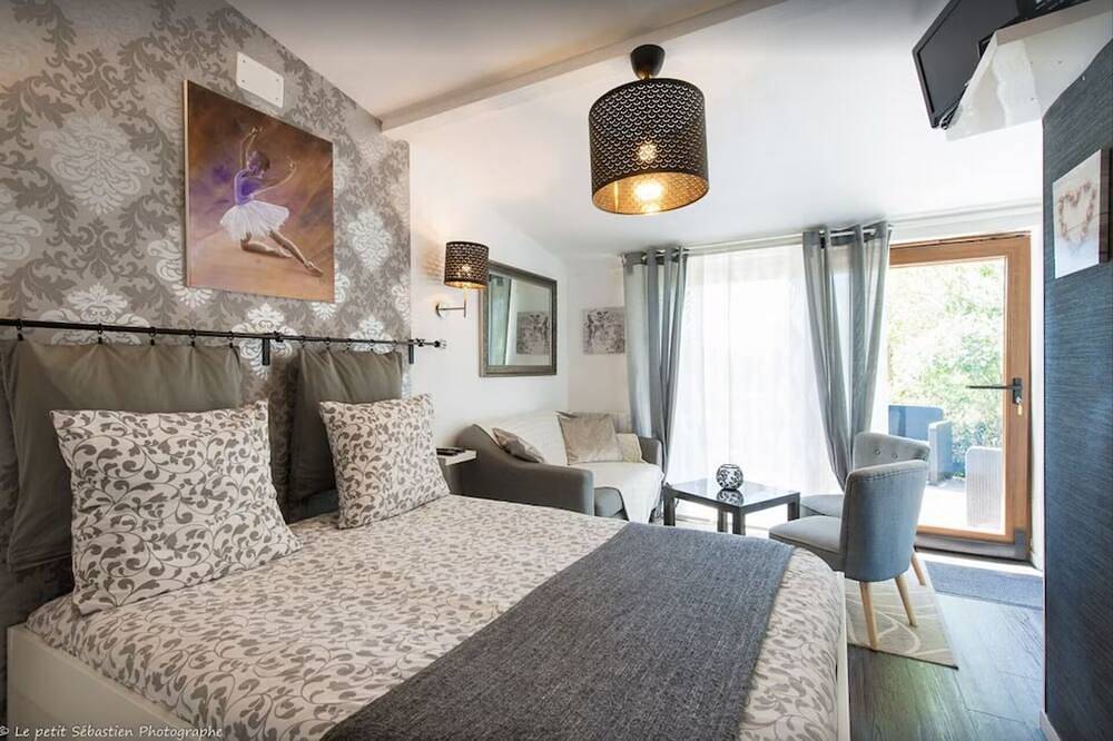 Baroque bedroom - Le petit flo in Flocourt, Metz-Campagne