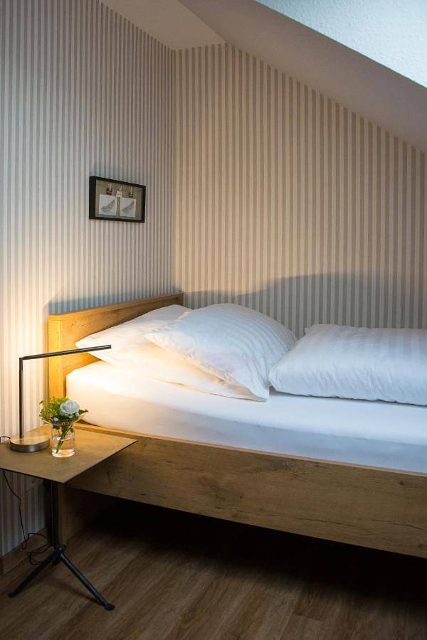 Ferienwohnung für 3 Personen, mit Terrasse und Garten sowie Ausblick in Löningen
