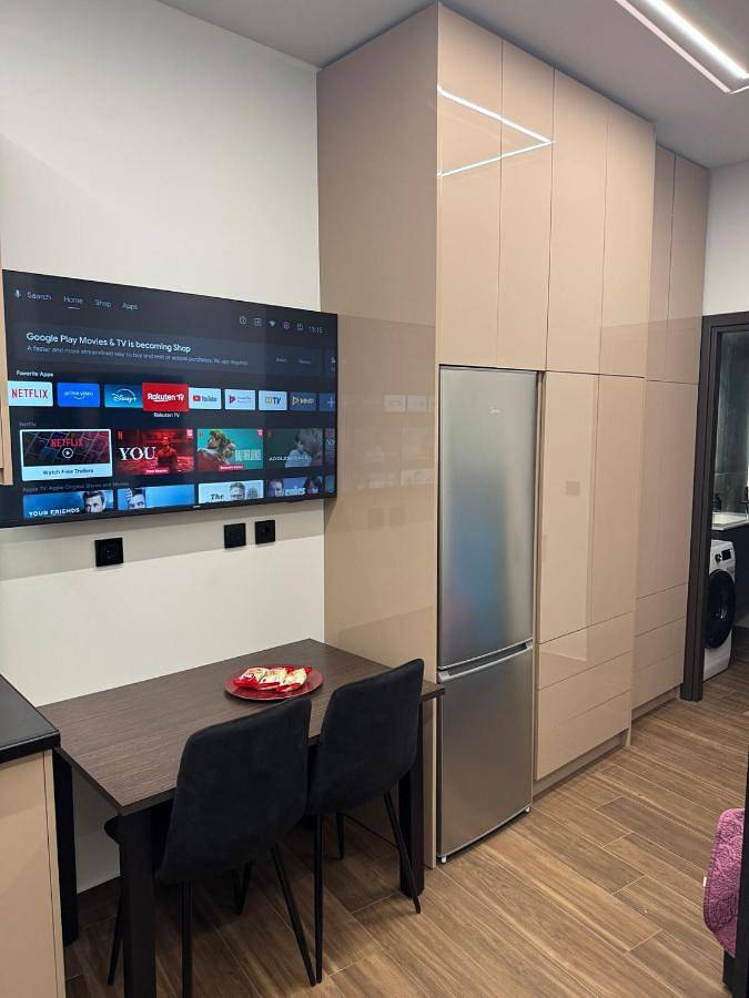 Gîte pour 3 personnes, avec jardin ainsi que terrasse et vue à Arta