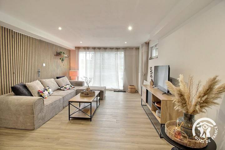 Gîte pour 2 personnes, avec jardin à Pléhédel - 2